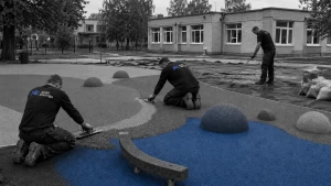 Liejama guminė EPDM danga: kodėl jos storio negalima rinktis iš akies?