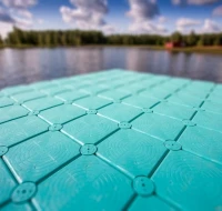 Plūduriuojančių pontonų įranga