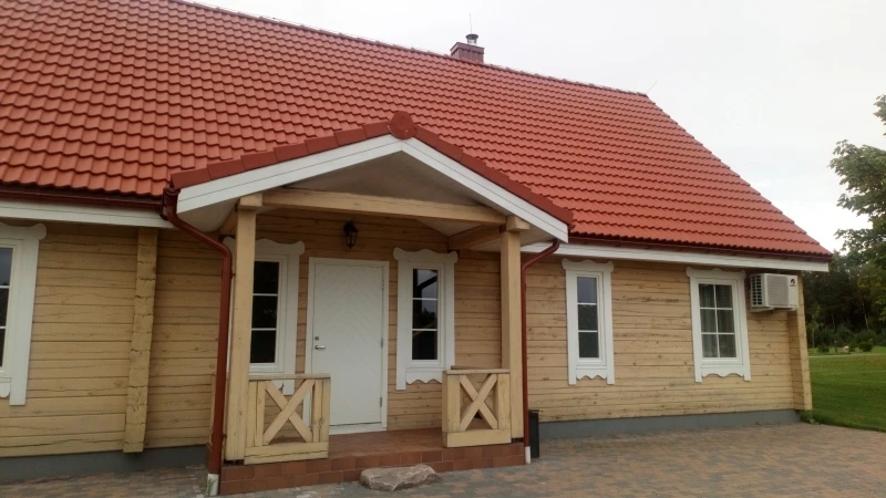 Manufacture of panel and log houses