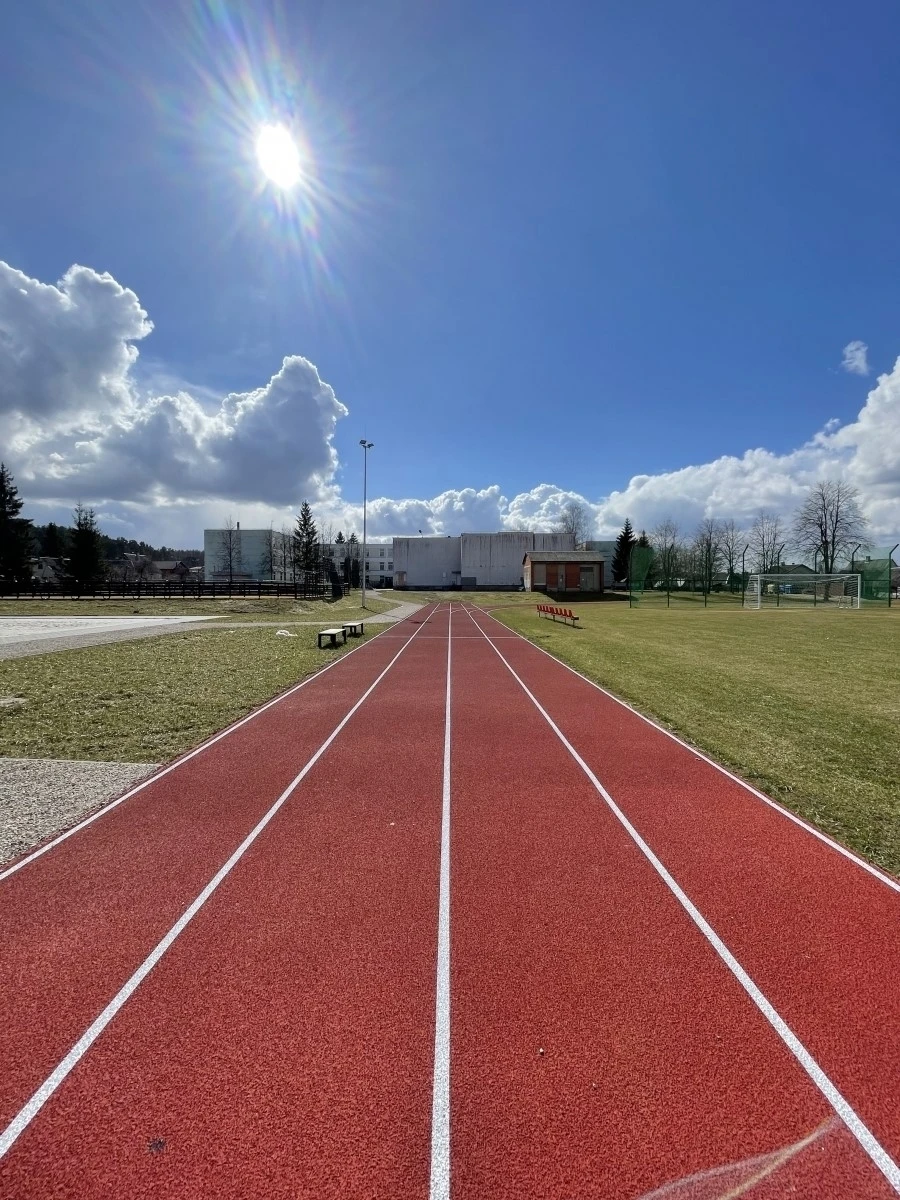 Sportinių linijų bei aikštelių dažymas Sportinių linijų bei aikštelių dažymas