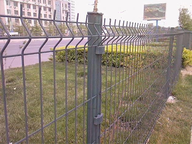 Metalinės, vielos tvoros Metalinės, vielos tvoros