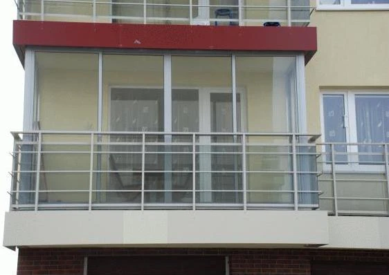Balkonų, terasų bei žiemos sodų stiklinimas
