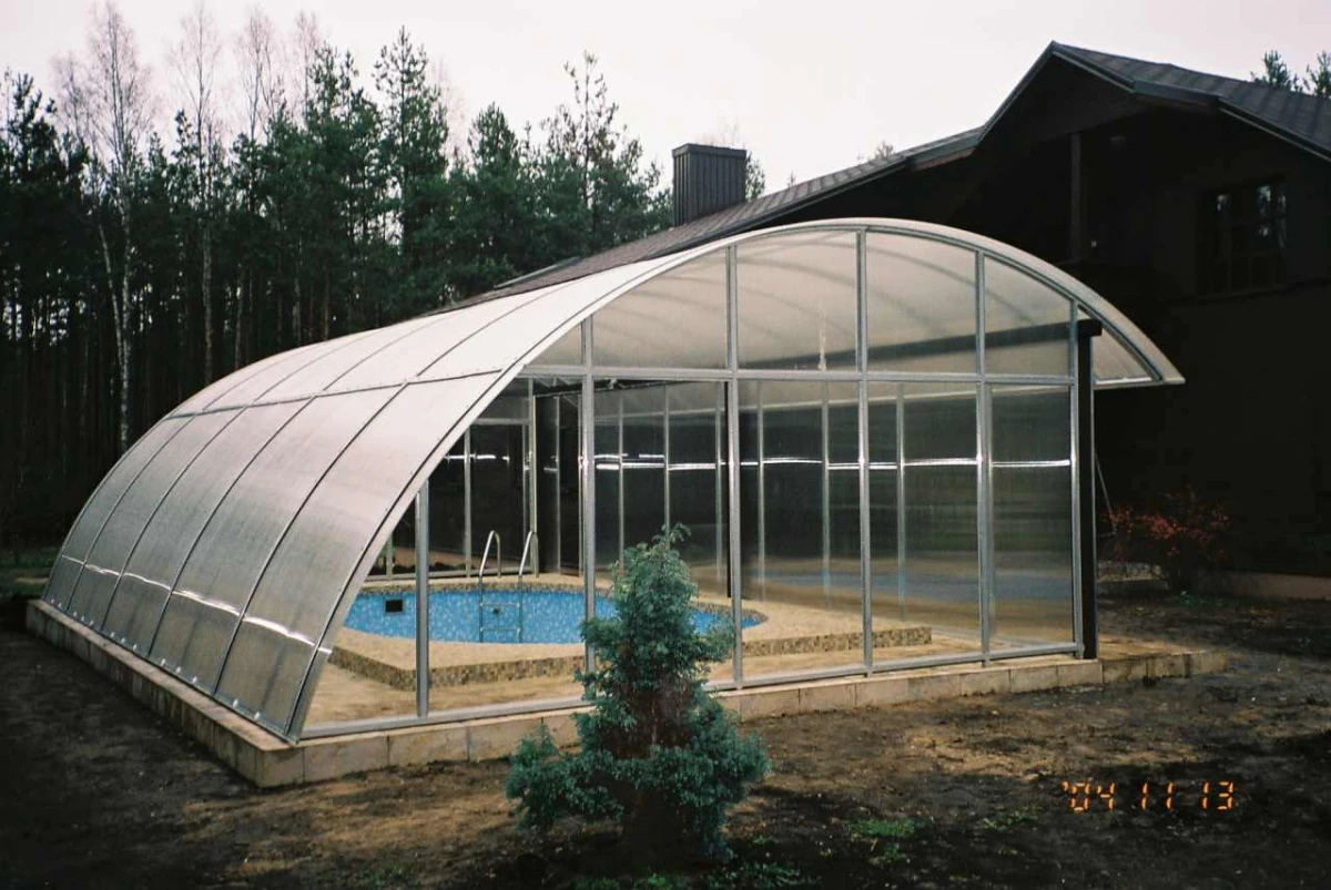 Langų montavimo darbai, vitrinų, žiemos sodų projektavimas Langų montavimo darbai, vitrinų, žiemos sodų projektavimas