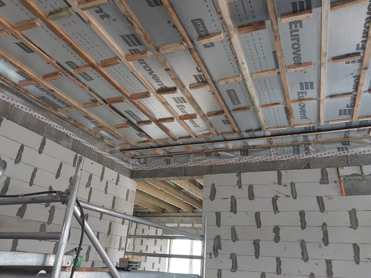 Perdangos paruošimas ekovatos pūtimui