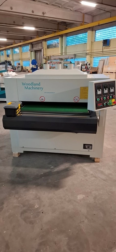 Šepetinės šlifavimo staklės WOODLAND MACHINERY su metaliniu šepečiu (naujos)