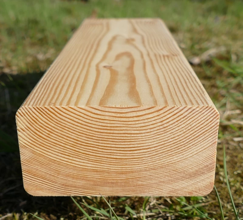 Maumedžio terasinės lentos (Lygios ar rifliuotos) dailylentės, tašai