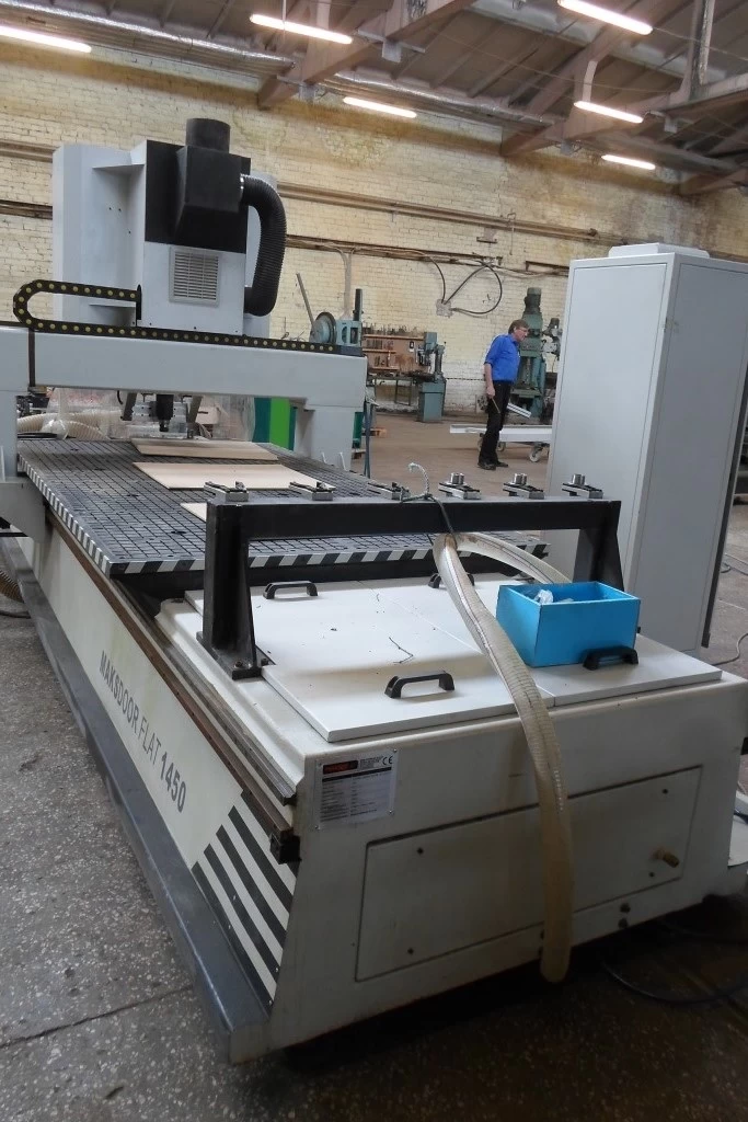 21-70-8057 MAKSER TEAM CNC centras (naudotas)