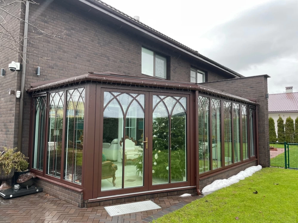 Aliuminio stumdomos terasos durys – panoraminiai sprendimai