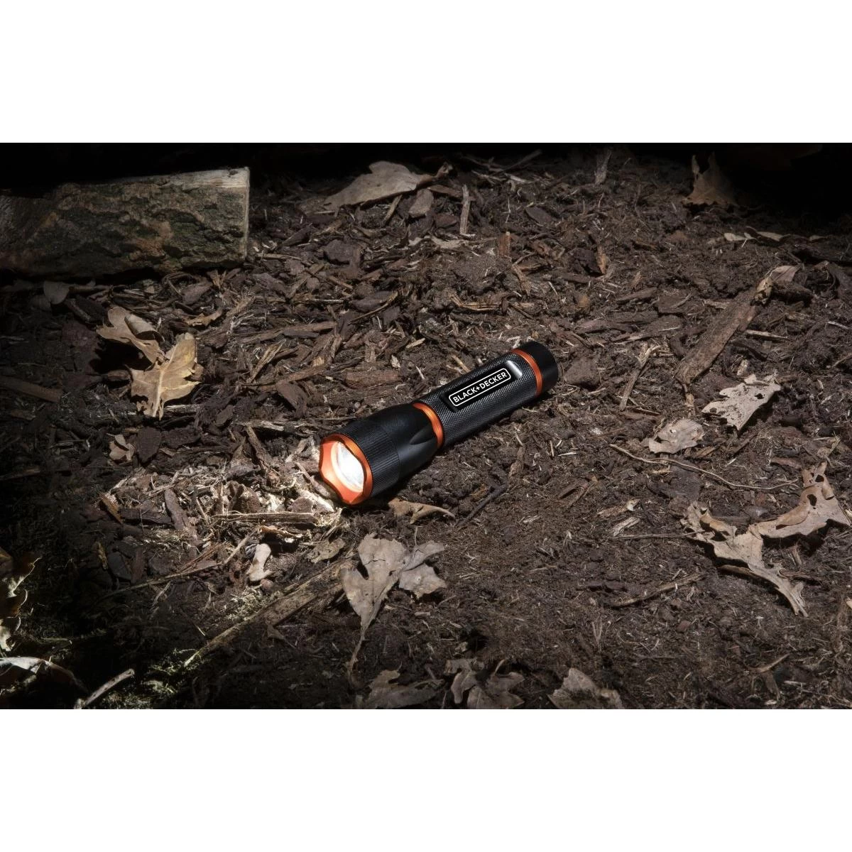 Aliuminio Taktinis žibintuvėlis 3w 120lumenų Black + Decker