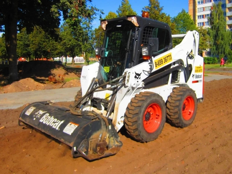 Žemės freza nuoma, kultivatorius nuomai su bobcat Vilnius