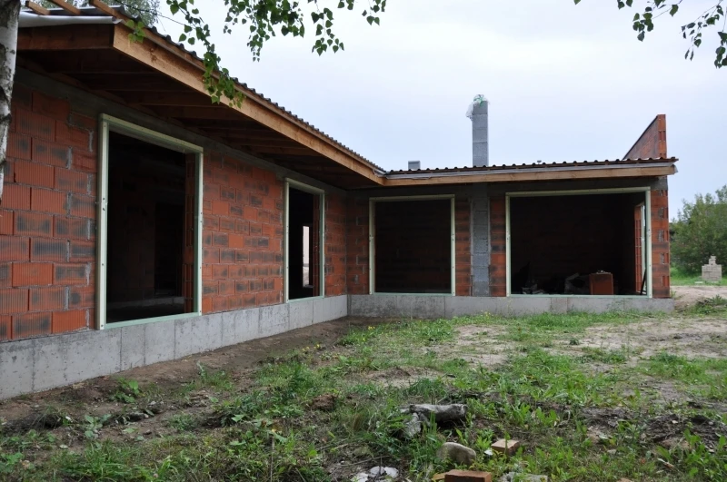 Langų montavimo šiltinimo sluoksnyje profiliai
