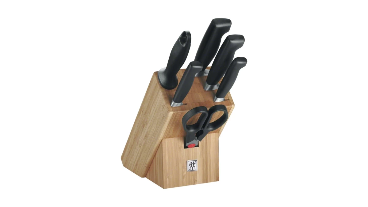 Knife Set ZWILLING Four Star 35068-002-0 (Blade sharpener, Chef's knife (20 cm), Knife block, Shears x 1, Universal knife (13 cm)) Knife Set ZWILLING Four Star 35068-002-0 (Blade sharpener, Chef's knife (20 cm), Knife block, Shears x 1, Universal knife (13 cm))