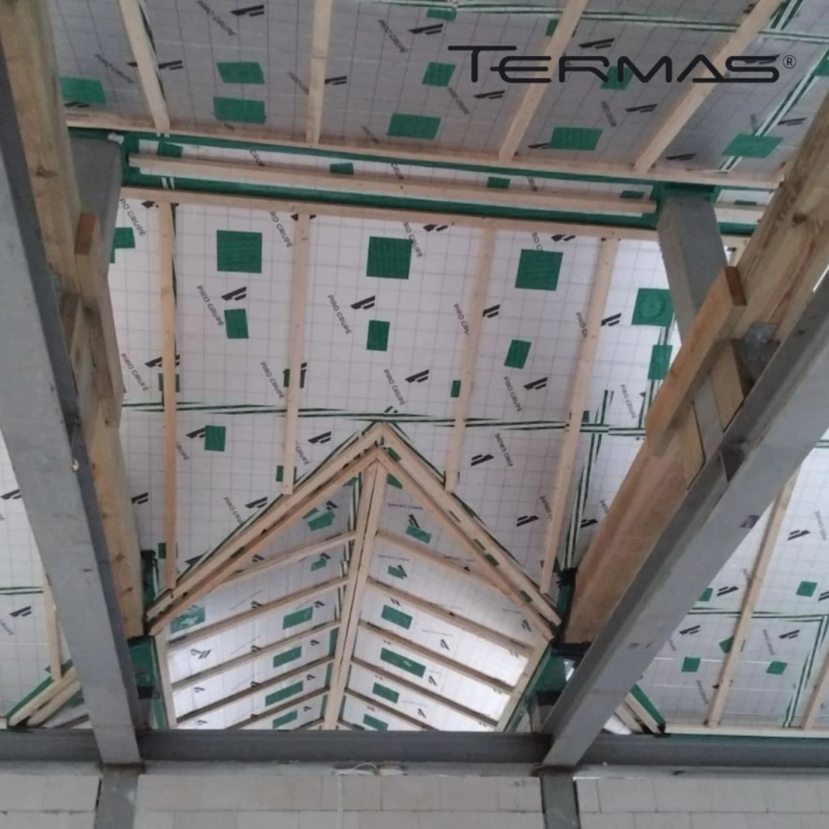 PIR plokščių montavimas