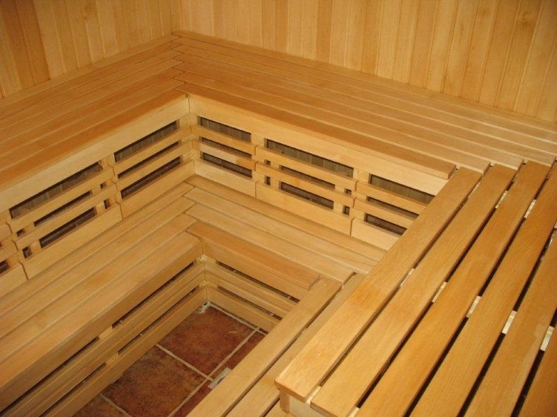 Pirties gultai iš liepos medienos