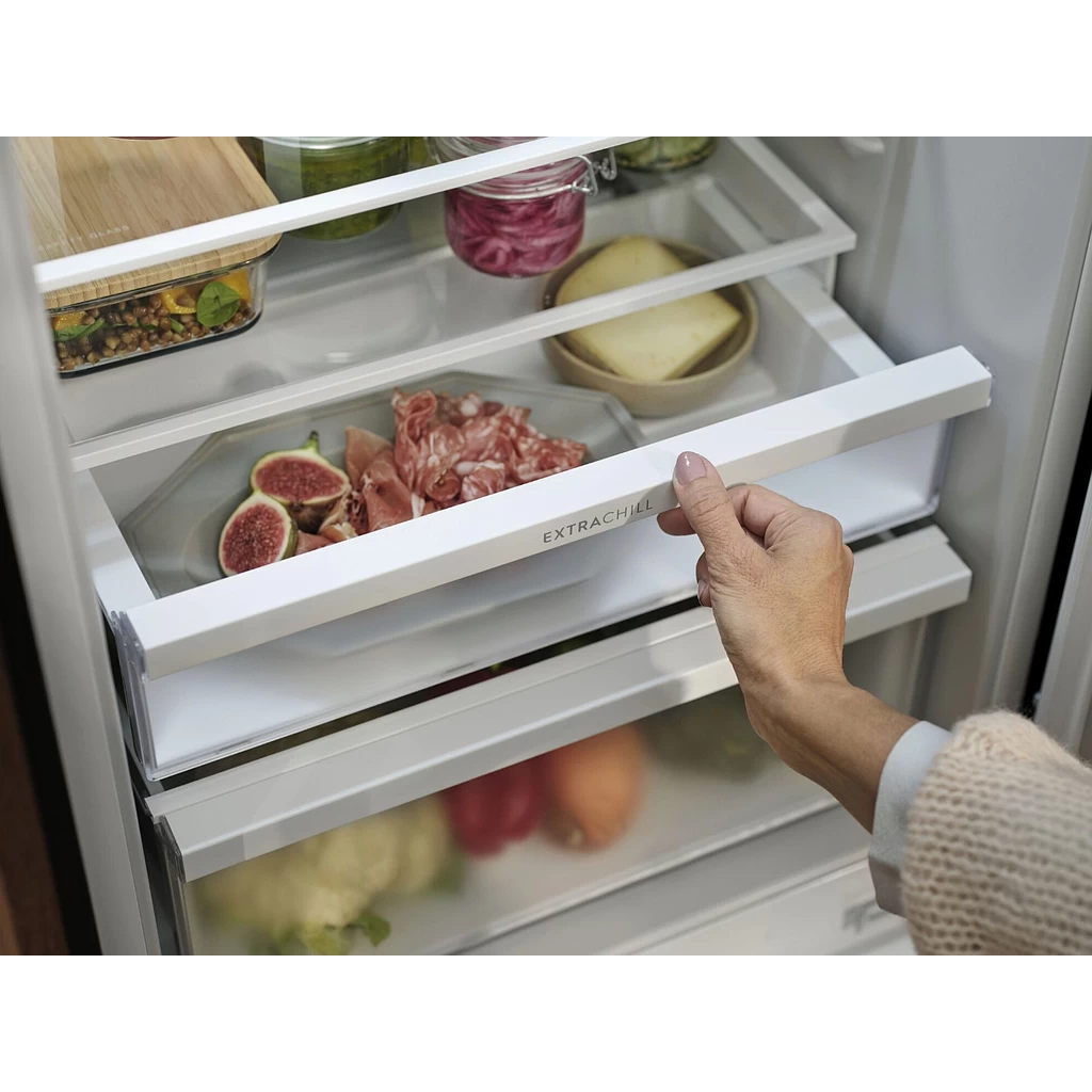 Šaldytuvas ELECTROLUX E7MNAE19S