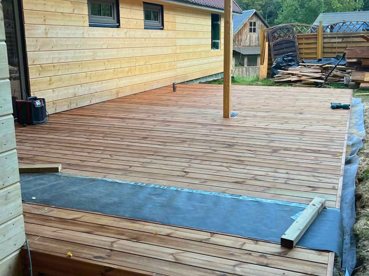 Karkasiniai vasarnamiai, sodybos ir pirtys Lietuvoje