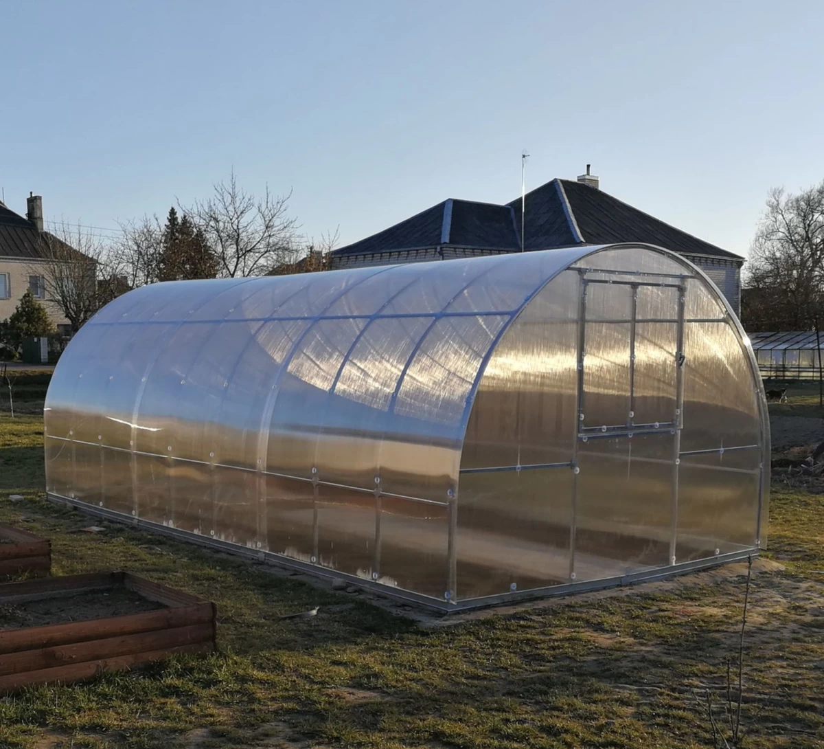 Šiltnamis KLASIKA TUBE 30m2 (plotis 3 m) danga 4 mm ilgis 10 m