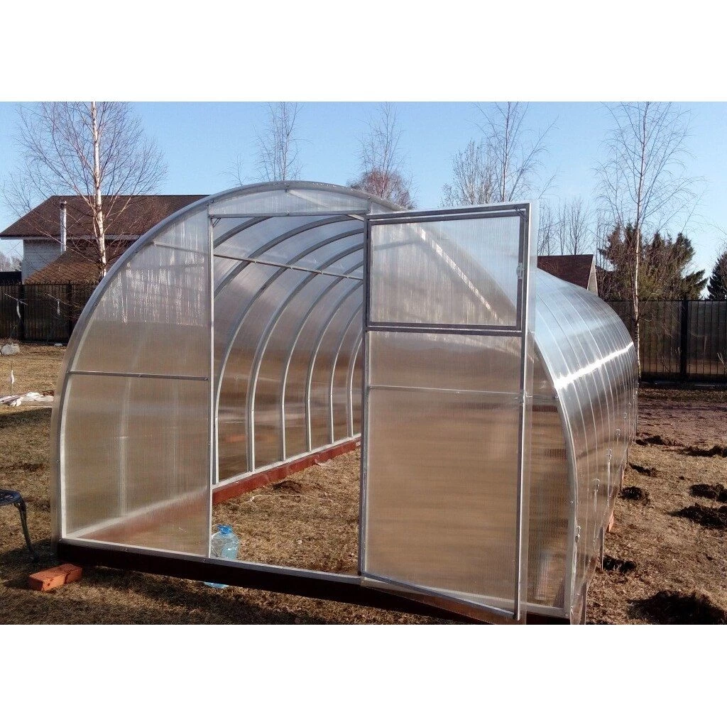 Šiltnamis TITAN EKO (plotis 3m) danga 4 mm 6 m