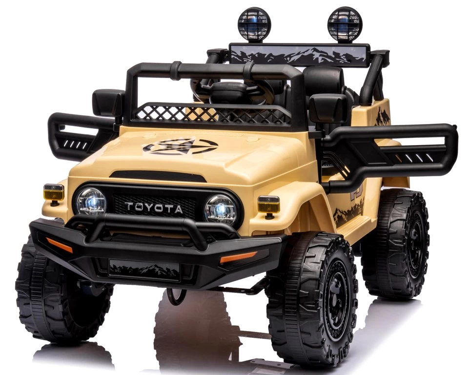 Toyota Fj Cruiser Chaki Spalvos, 4x4 Minkšta Sėdynė, Piloto Licencija, Ličio Jonų Akumuliatorius