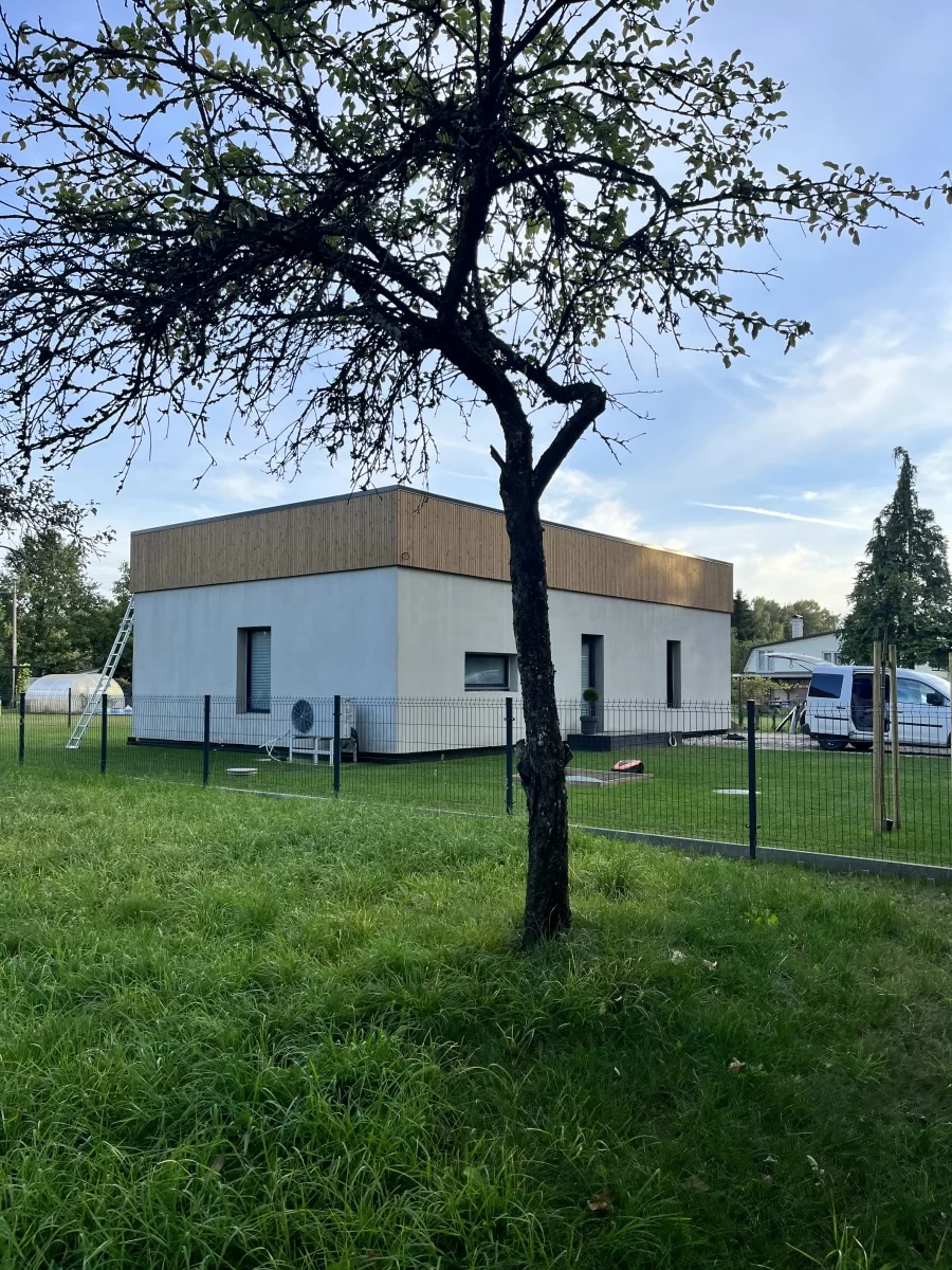 Kiemo tvorų, vartų, kelio užtvarų (Šlagbaumų) montavimas