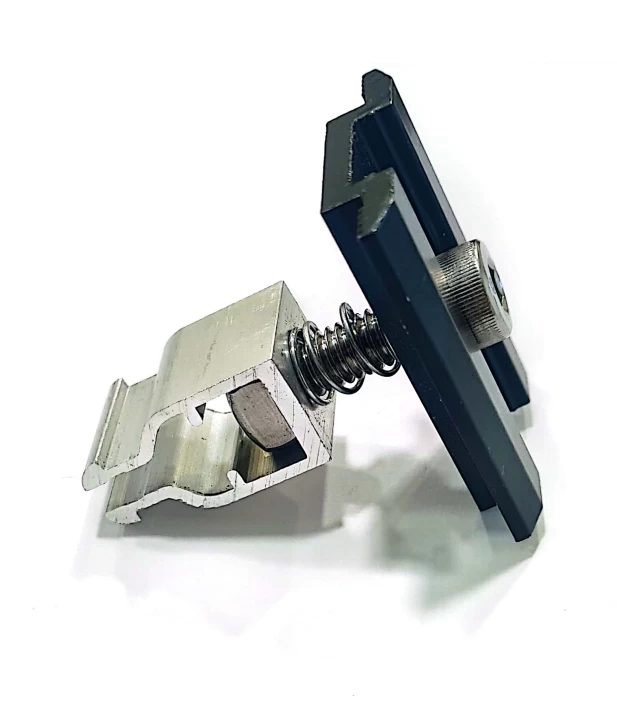 Vidurinis modulių CLICK tipo laikiklis/užspaudėjas , juodas, El-Sun