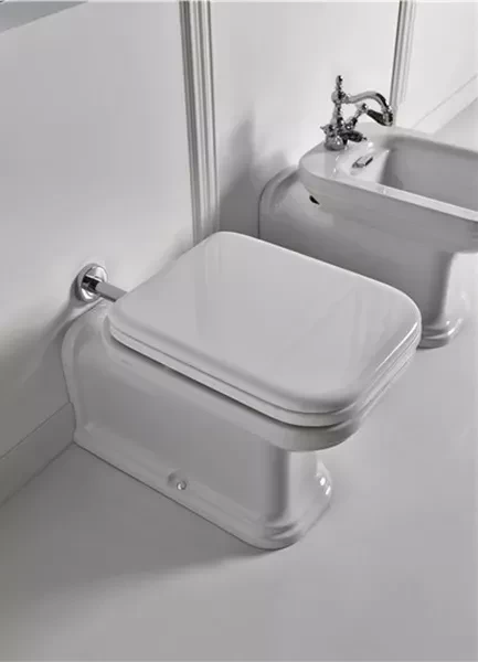 WC dangtis WALDORFF soft close, baltas su auksiniais vyriais, 418701