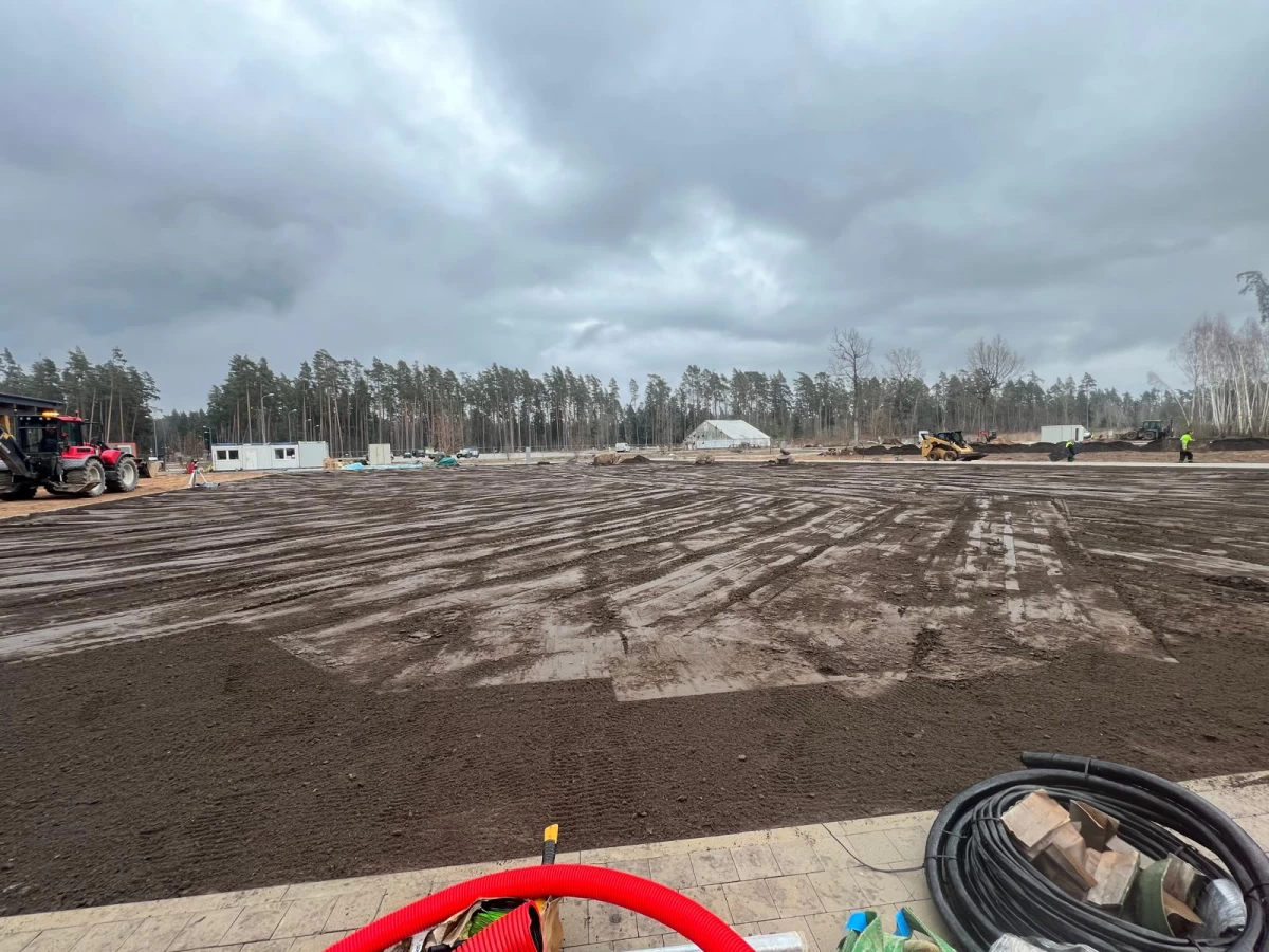 Landskaping - maintenance of yards and other territories