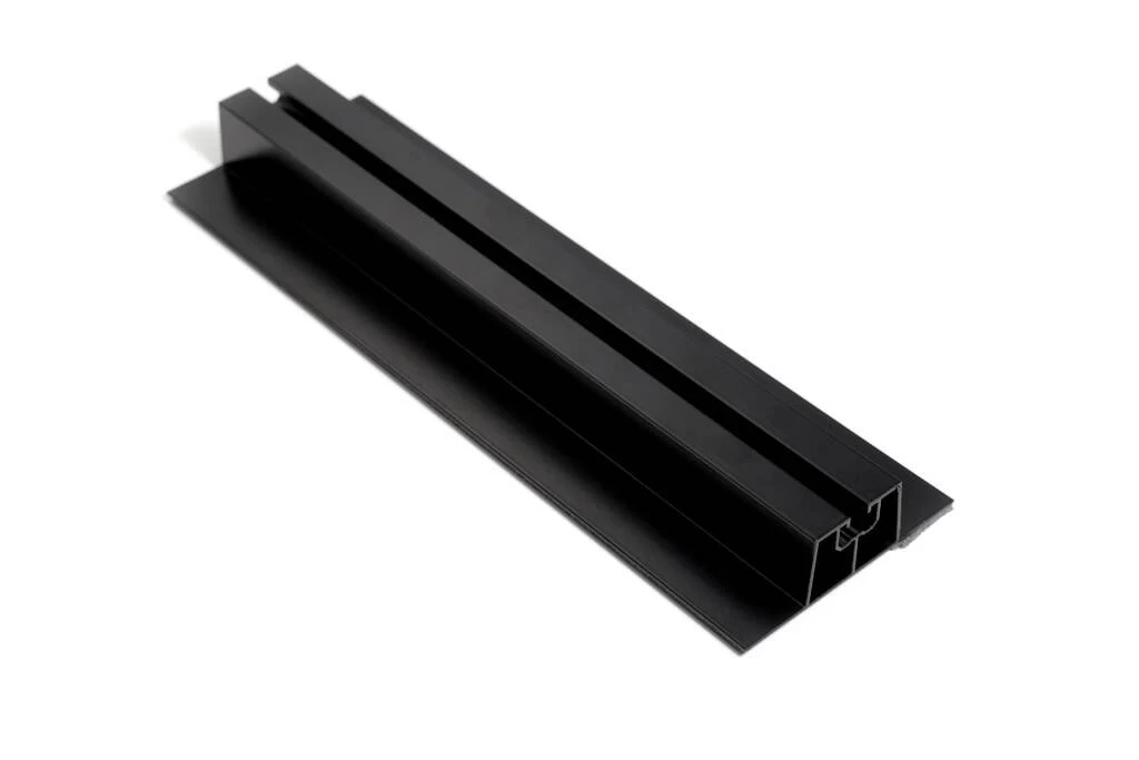 Žemas profilis į skardą 31x100x330, juodas ,El-Sun