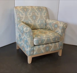 Klasikinio dizaino fotelis