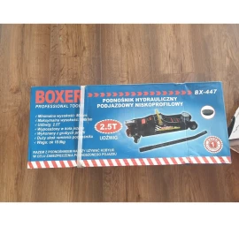 Hidraulinis domkratas su ratukais 2,5T BOXER