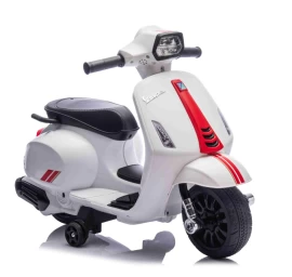 Pirmasis „vespa“ Akumuliatorinis Motoroleris Vaikams, Licencijuotas