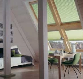 Natūralios  klijuotos medienos, PVC profilio stogo langai