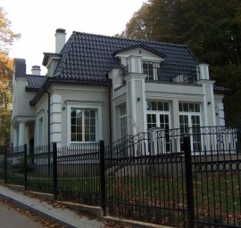 Klasikinio stiliaus namas