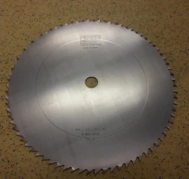 400 mm diskinis pjūklas malkų pjovimui