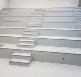 Grindų įrengimas PVC, LVT, vinilinės grindys, kilimai