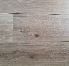 Medžio imitacijos plytellės