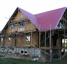 Rąstiniai namai iš apvalių 25cm storio rąstų