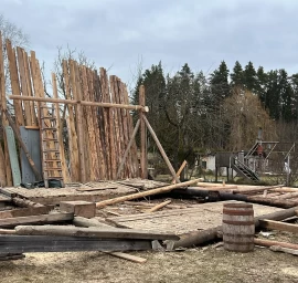 Wooden building dismantling