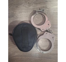 Antrankiai su dvigubu užraktu ir dėkliuku