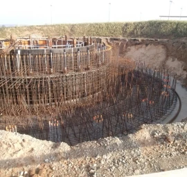 Monolitinių pamatų betonavimas