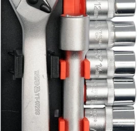 Galvučių rinkinys su terkšle | 12,5 mm (1/2) | 10-24 mm | 12 vnt. (YT-38821)