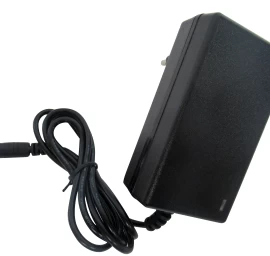 įkroviklis 12v 1000ma, Akumuliatoriniai Automobiliai, Priedai