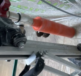 Skylių gręžimas mūre, betone, akmenyje, gelžbetonį ir kt.