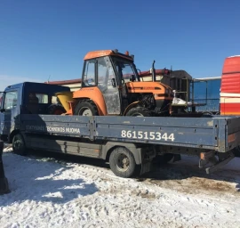 Bortinių sunkvežimių nuoma, krovinių pervežimas