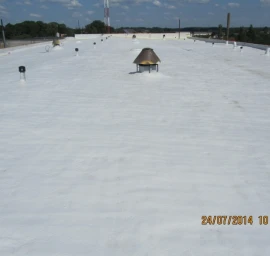 Plokščių stogų šiltinimas purškiamomis poliuretano putomis