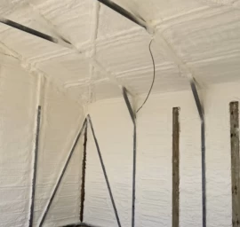 Oro tarpų šiltinimas ekovata Isocell ar Thermofloc, termoputa, poliuretanu gamapur, granulėmis, kitomis biriomis medžiagomis Oro tarpų šiltinimas ekovata Isocell ar Thermofloc, termoputa, poliuretanu gamapur, granulėmis, kitomis biriomis medžiagomis