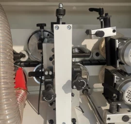 20-09-509 Kraštų užklijavimo staklės WOODLAND MACHINERY (su lankstų gręžimo funkcija)  (naujos)