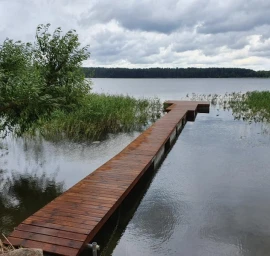 Pontoniniai lieptai, prieplaukos, pontoniniai plaustai, pontoninės konstrukcijos