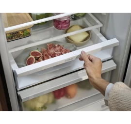Šaldytuvas ELECTROLUX E7MNAE19S