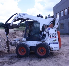 Žemės gręžimo, lyginimo, kasimo darbai ir technikos nuoma